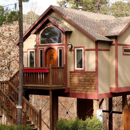 The Grand Treehouse Resort Юрика Спрингс Экстерьер фото